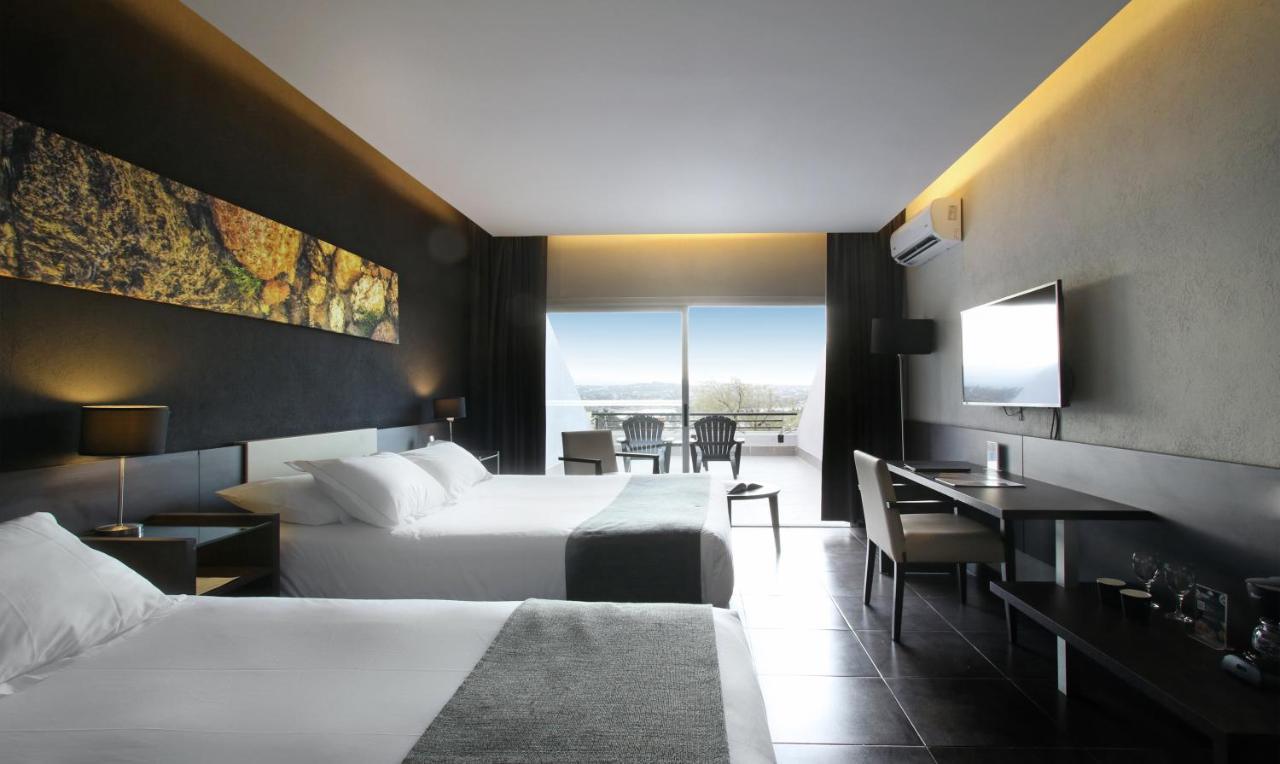 Pinares Panorama Suites, Spa & Convention Center Villa Carlos Paz Exterior foto